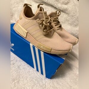 ADIDAS NMD R1 Women’s Shoes 🤎